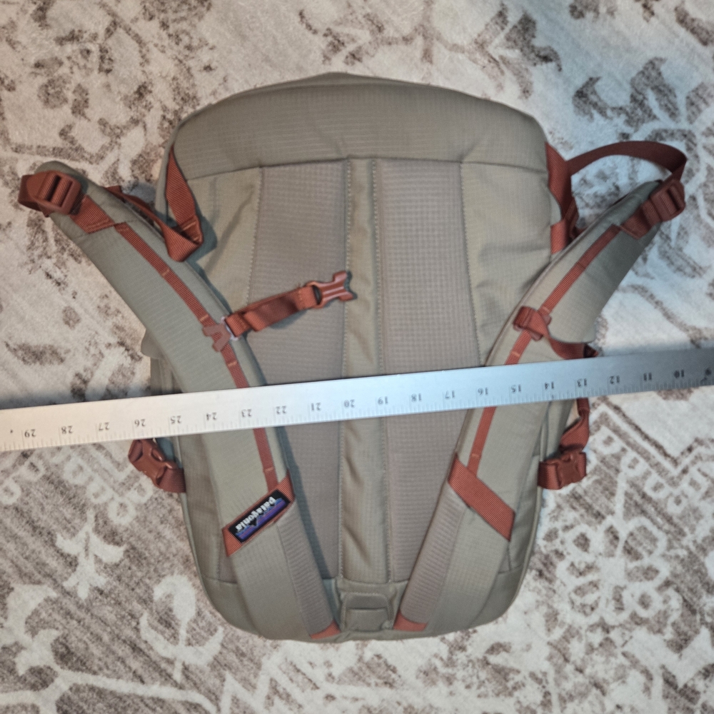 Patagonia Tan and Brown Backpack Unisex - Picture 6 of 7